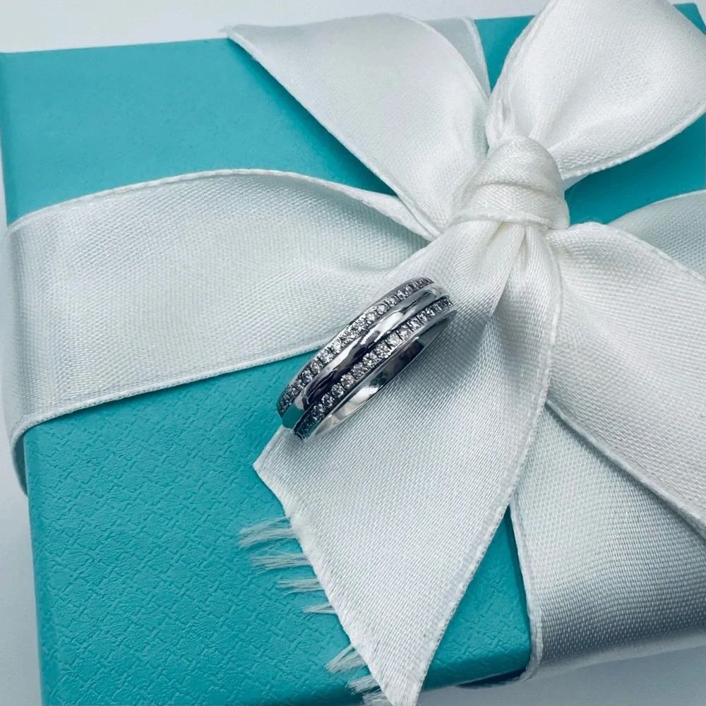 $7,800 Tiffany & Co. .43 CTW 18K White Gold T Narrow Pave Diamond Ring Packaging